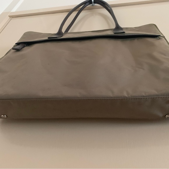 ✨Host Pick✨ agnes b Shoulder Bag - Picture 2 of 11